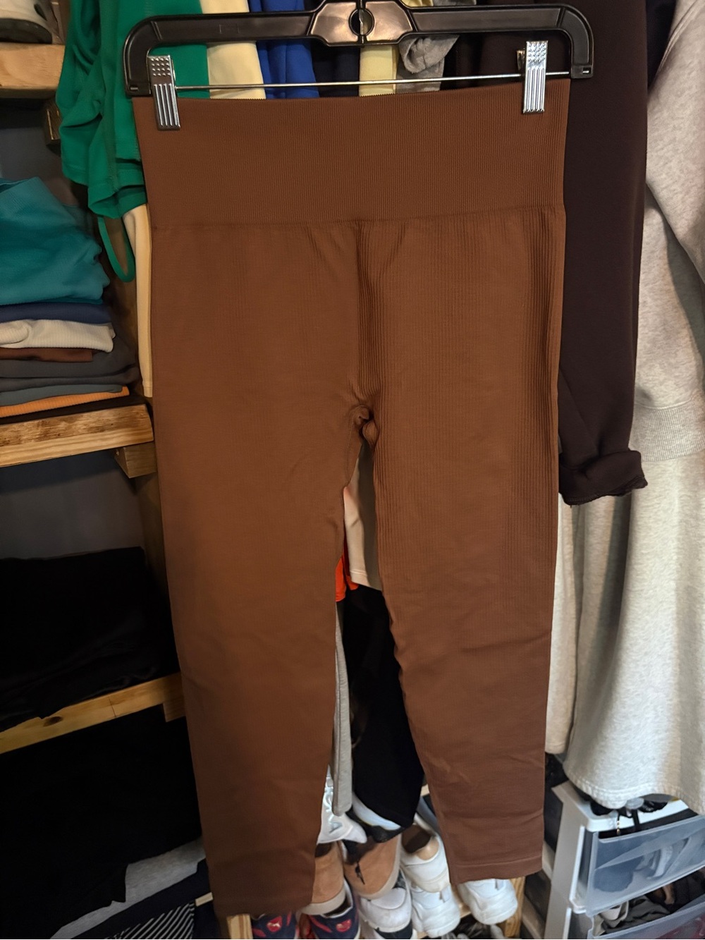 Ribbed High-Waist Leggings - Brown